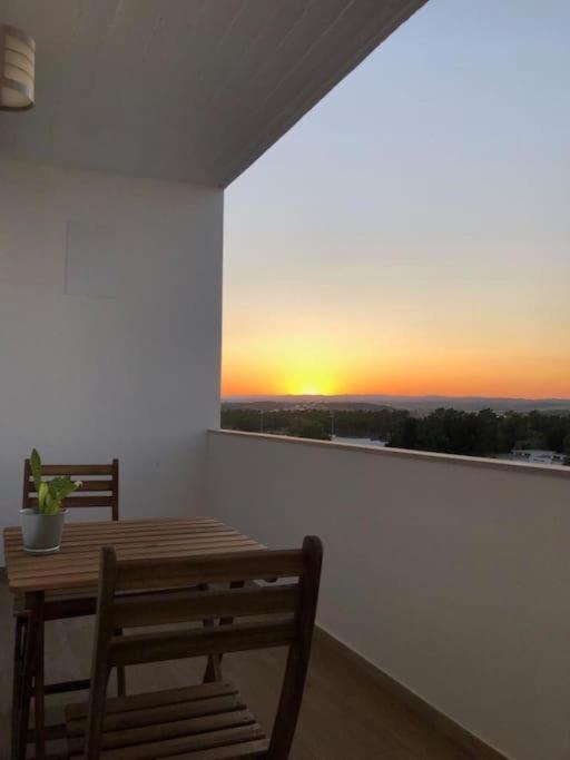 Apartamento T2 Montegordo Entrada Μόντε Γκόρντο Εξωτερικό φωτογραφία